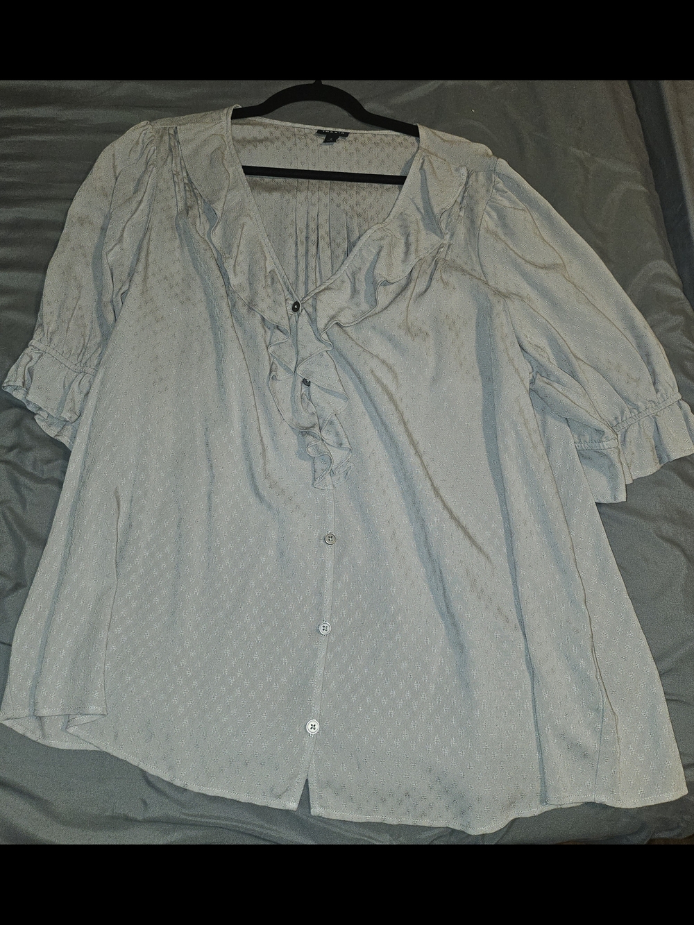 TORRID Light Gray Ruffle Trim Blouse Size 2